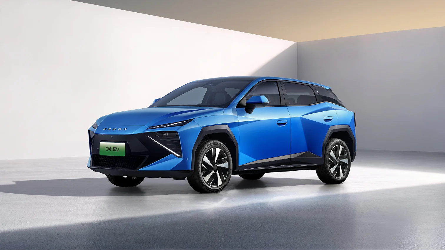 OMODA 04 - First AI Car for Everyone